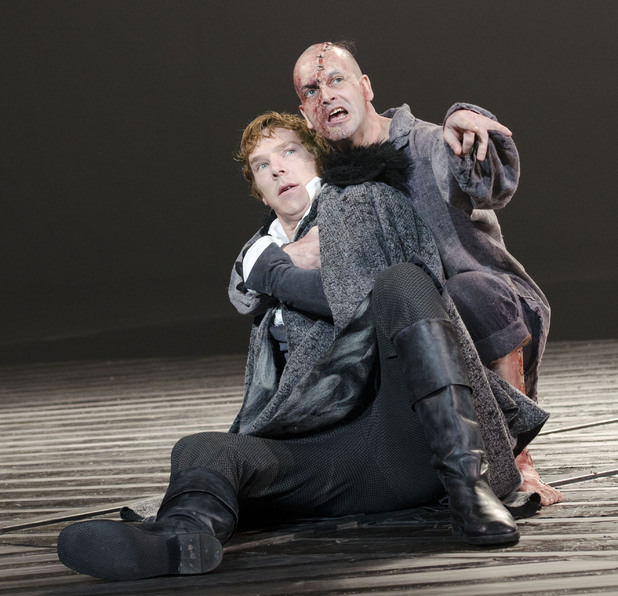 benedict-cumberbatch-hamlet2
