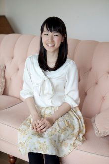 Konmari Living roomn+æ-4 (c) Natsuno Ichigo
